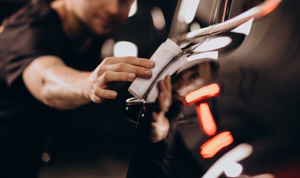 Car wash detailing station